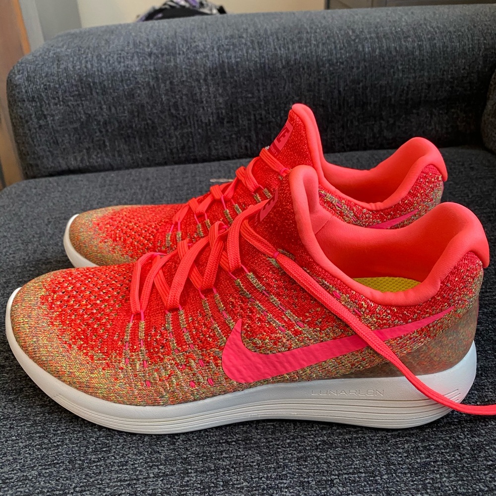 Pink Nike Flyknit Lunarlon Shoes